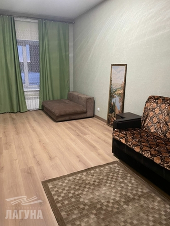 
  Сдается 2-комн. квартира, 63 м², Исаака Левитана, д. 5
. Фото 1.