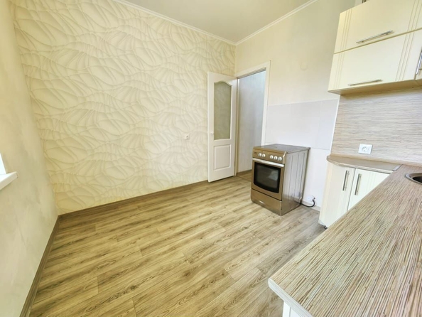 
  Продается 1-комн. квартира, 40 м², Рабочая 2-я ул, д. 15
. Фото 2.
