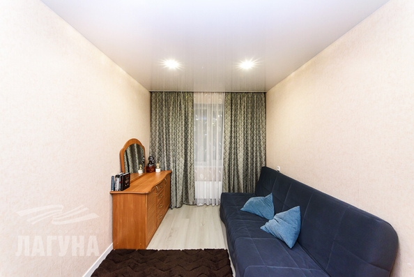 
  Продается 3-комн. квартира, 80.4 м², Андрея Крячкова ул, д. 21
. Фото 3.