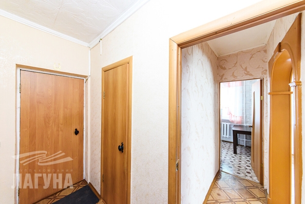 
  Продается 1-комн. квартира, 31.8 м², Короленко ул, д. 17
. Фото 1.