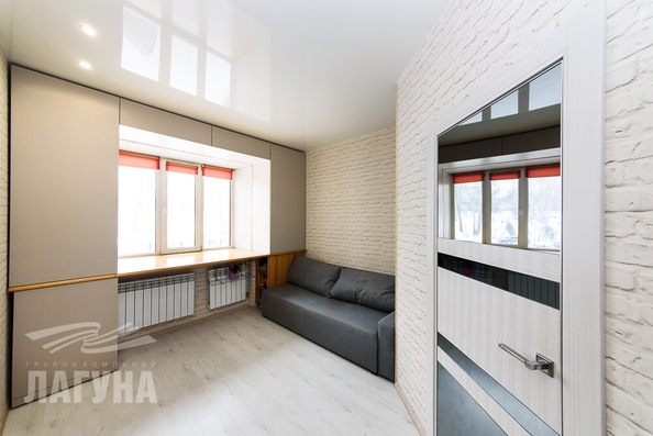 
  Продается 3-комн. квартира, 104.8 м², Гоголя ул, д. 55
. Фото 11.