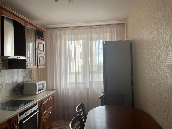 
  Сдается 2-комн. квартира, 55 м², Олега Кошевого ул
. Фото 4.