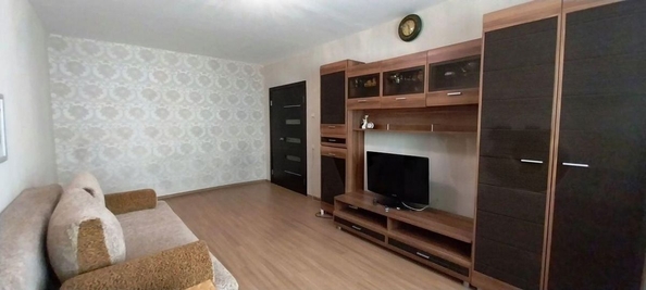 
  Сдается 2-комн. квартира, 54 м², Лебедева ул, д. 8
. Фото 2.