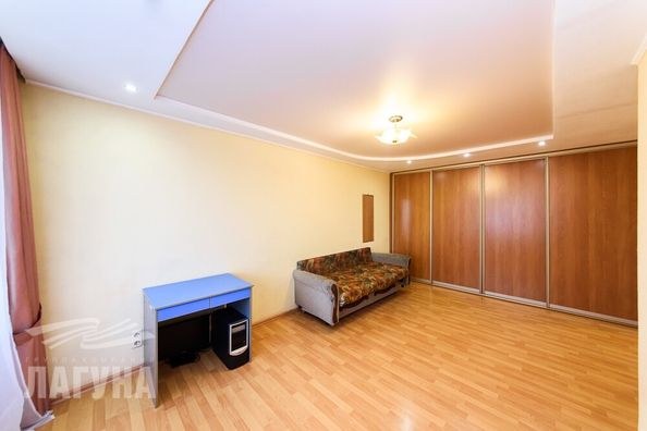 
  Продается 1-комн. квартира, 33.3 м², Яковлева ул, д. 6
. Фото 7.