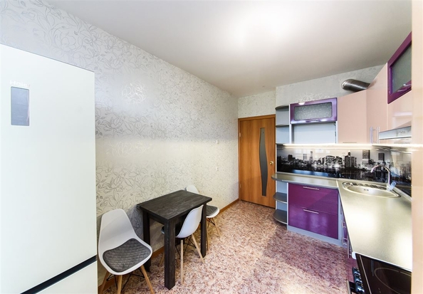 
  Сдается 2-комн. квартира, 52.4 м², Герасименко ул
. Фото 3.