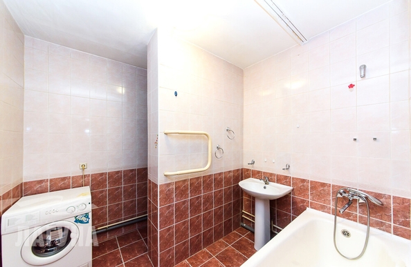 
  Продается 3-комн. квартира, 90.6 м², Киевская ул, д. 15
. Фото 9.