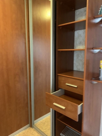 
  Продается 2-комн. квартира, 60 м², Ленская ул, д. 57
. Фото 2.