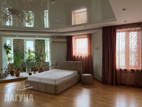 
  Сдается 3-комн. квартира, 172 м², Кустарный пер, д. 1
. Фото 15.