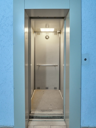 
  Продается 2-комн. квартира, 63.8 м², Челюскинцев ул, д. 2
. Фото 23.
