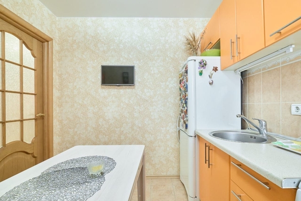 
  Продается 2-комн. квартира, 44.2 м², Усова ул, д. 23
. Фото 5.
