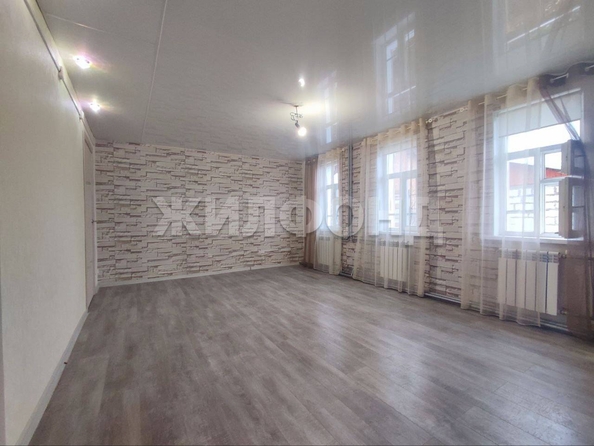 
  Продается 2-комн. квартира, 50.4 м², Трифонова ул, д. 10
. Фото 1.