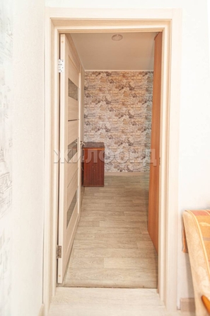 
  Продается 2-комн. квартира, 42.5 м², Строителей ул, д. 17
. Фото 7.
