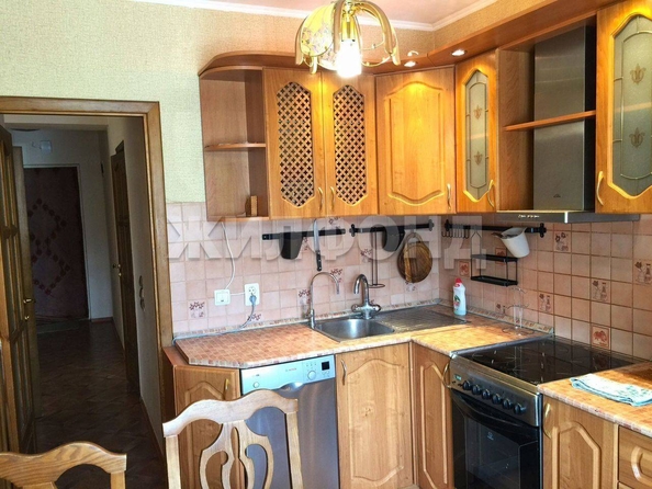 
  Продается 2-комн. квартира, 52 м², Академический пр-кт, д. 17
. Фото 2.