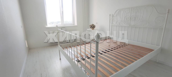 
  Продается 2-комн. квартира, 66 м², Сосновый пер, д. 8
. Фото 2.