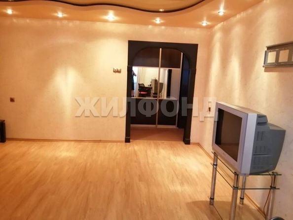 
  Продается 2-комн. квартира, 67 м², Ивана Черных ул, д. 14
. Фото 4.