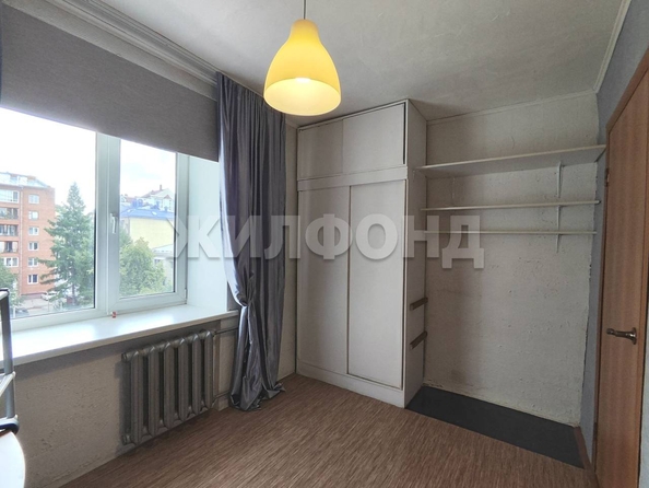 
  Продается 3-комн. квартира, 50.9 м², Красный пер, д. 4
. Фото 10.