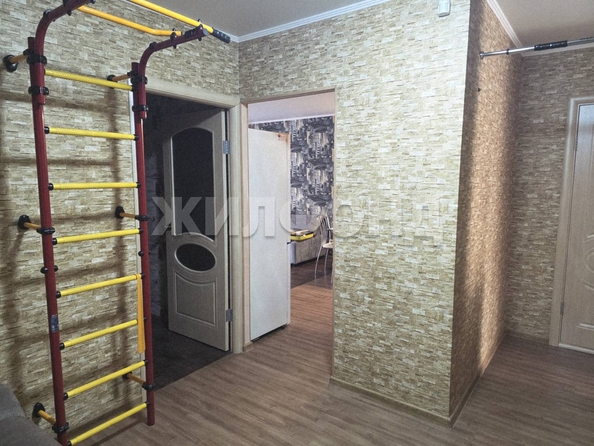 
  Продается 3-комн. квартира, 60.2 м², Дальне-Ключевская ул, д. 16Б
. Фото 21.