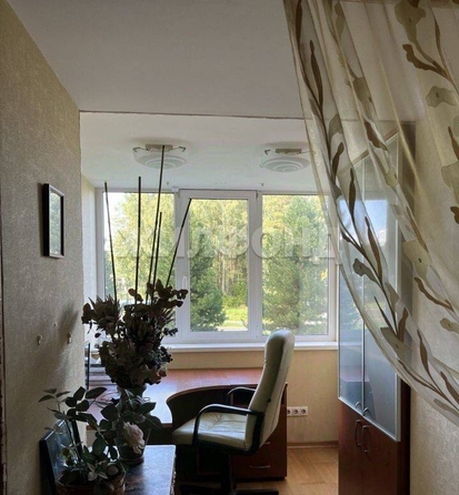 
  Продается 3-комн. квартира, 72.4 м², Академический мкр, д. 17
. Фото 3.