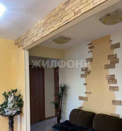 
  Продается 3-комн. квартира, 72.4 м², Академический мкр, д. 17
. Фото 7.