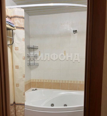 
  Продается 3-комн. квартира, 72.4 м², Академический мкр, д. 17
. Фото 8.