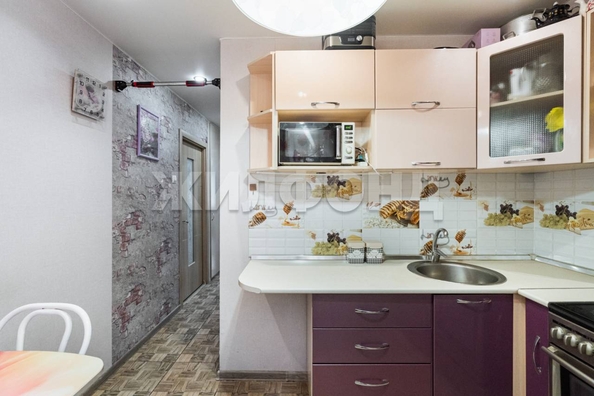 
  Продается 3-комн. квартира, 60.4 м², Интернационалистов ул, д. 35
. Фото 8.