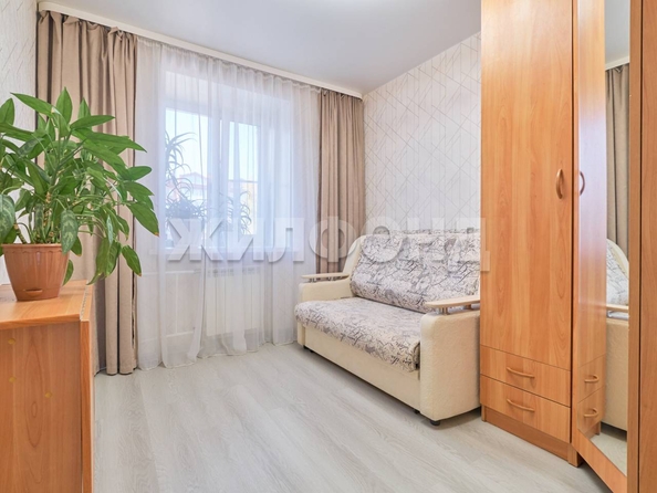 
  Продается 3-комн. квартира, 60.6 м², Суворова ул, д. 13
. Фото 8.