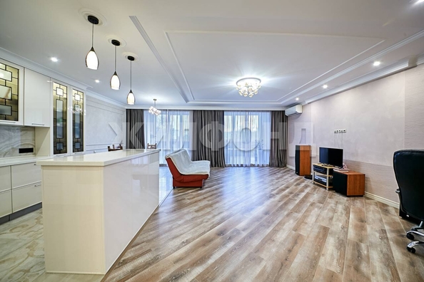 
  Продается 3-комн. квартира, 153.8 м², Тверская ул, д. 28
. Фото 3.