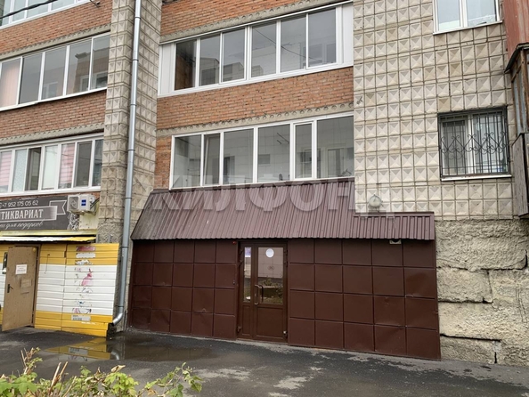 
  Продается 3-комн. квартира, 62.8 м², Карповский пер, д. 3
. Фото 18.