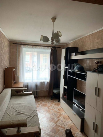 
  Продается 3-комн. квартира, 61 м², Алтайская ул, д. 122
. Фото 1.