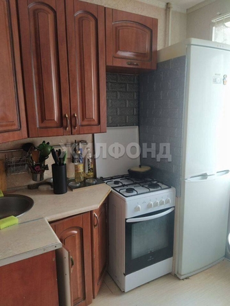 
  Продается 3-комн. квартира, 61 м², Алтайская ул, д. 122
. Фото 2.