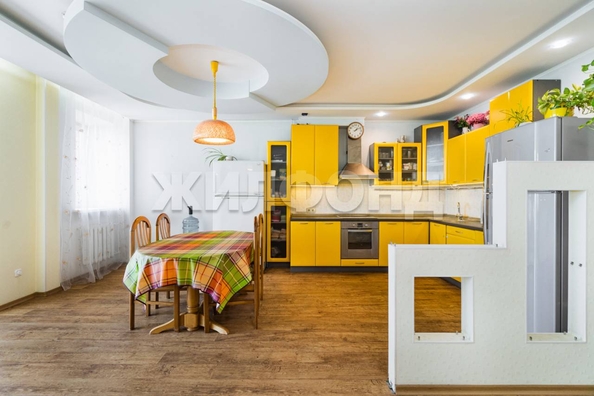 
  Продается 4-комн. квартира, 120.4 м², Учебная ул, д. 39/2
. Фото 1.