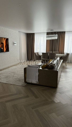 
  Продается 4-комн. квартира, 114 м², Кулева ул, д. 4
. Фото 3.