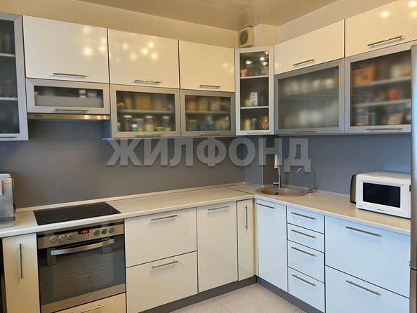 
  Продается 4-комн. квартира, 97.7 м², Сергея Лазо ул, д. 3/6
. Фото 12.