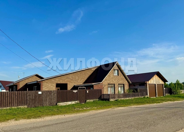 
  Продается дом, 190 м², село Курлек
. Фото 2.