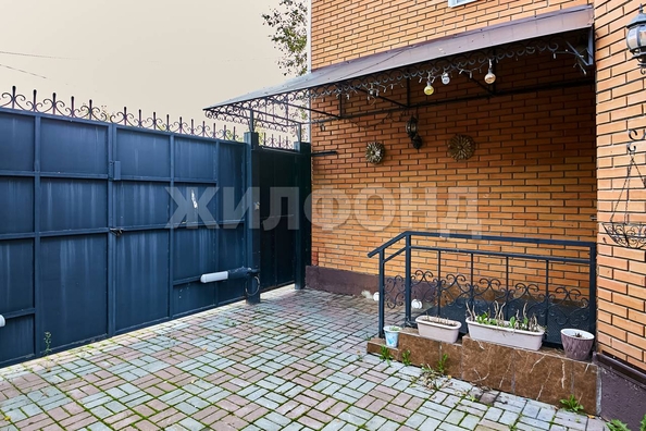 
  Продается дом, 242.8 м², Томск
. Фото 5.