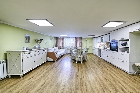 
  Продается дом, 242.8 м², Томск
. Фото 30.