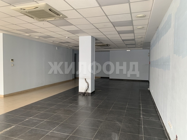 
  Продается универсальное помещение, 330 м², Иркутский тракт
. Фото 5.