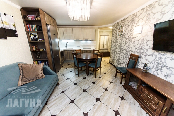 
  Продается 3-комн. квартира, 56.1 м², Дальне-Ключевская ул, д. 5
. Фото 2.