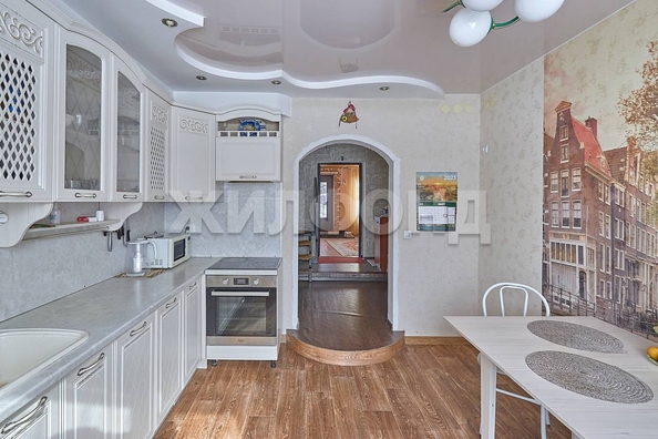 
  Продается дом, 260 м², Томск
. Фото 5.
