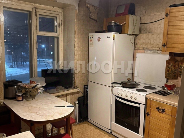
  Продается 3-комн. квартира, 57.2 м², Нахимова пер, д. 15
. Фото 2.