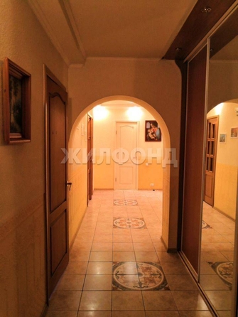 
  Продается 3-комн. квартира, 110 м², Тихий пер, д. 28
. Фото 3.