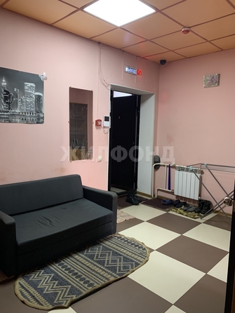 
  Продается универсальное помещение 200 м². Фото 1.