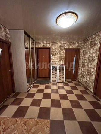 
  Продается 4-комн. квартира 79 м². Фото 2.
