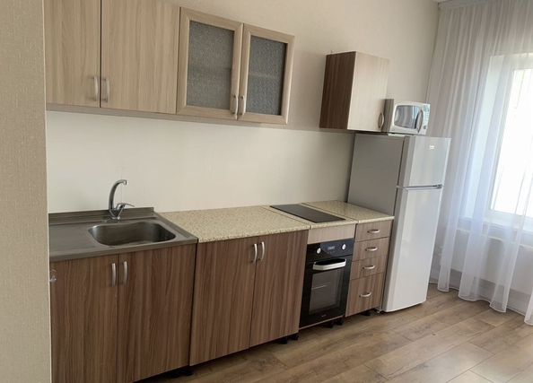 
  Сдается 1-комн. квартира 45 м². Фото 4.