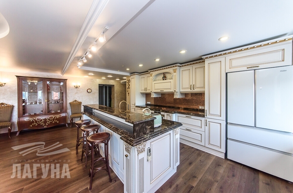 
  Продается 4-комн. квартира 190 м². Фото 10.