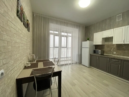 Снять однокомнатную квартиру Авиаторов ул, 45  м&sup2;, 2800 рублей