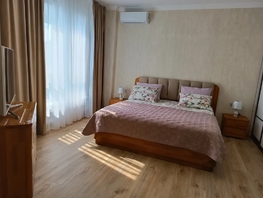 Снять двухкомнатную квартиру Авиаторов ул, 61  м&sup2;, 3900 рублей