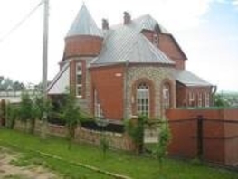 Дом, 200 м², 2 этаж