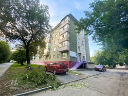 Продается 1-комнатная квартира Антона Петрова ул, 32 м², 2575000 рублей