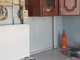 Продается 3-комнатная квартира Глушкова ул, 56 м², 2850000 рублей